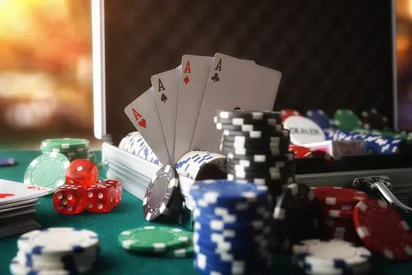Live dealer studio with multi-camera setup on ori33 ori33 Texas Hold'em Bonus live dealer table setup
